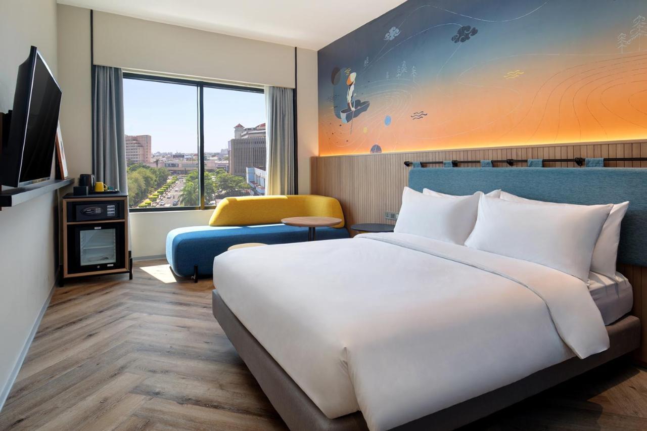 Hotel Ibis Styles Semarang Simpang Lima Exterior foto